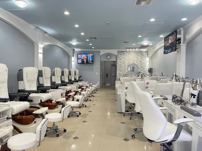 Nail Boutique and Spa Naples salon